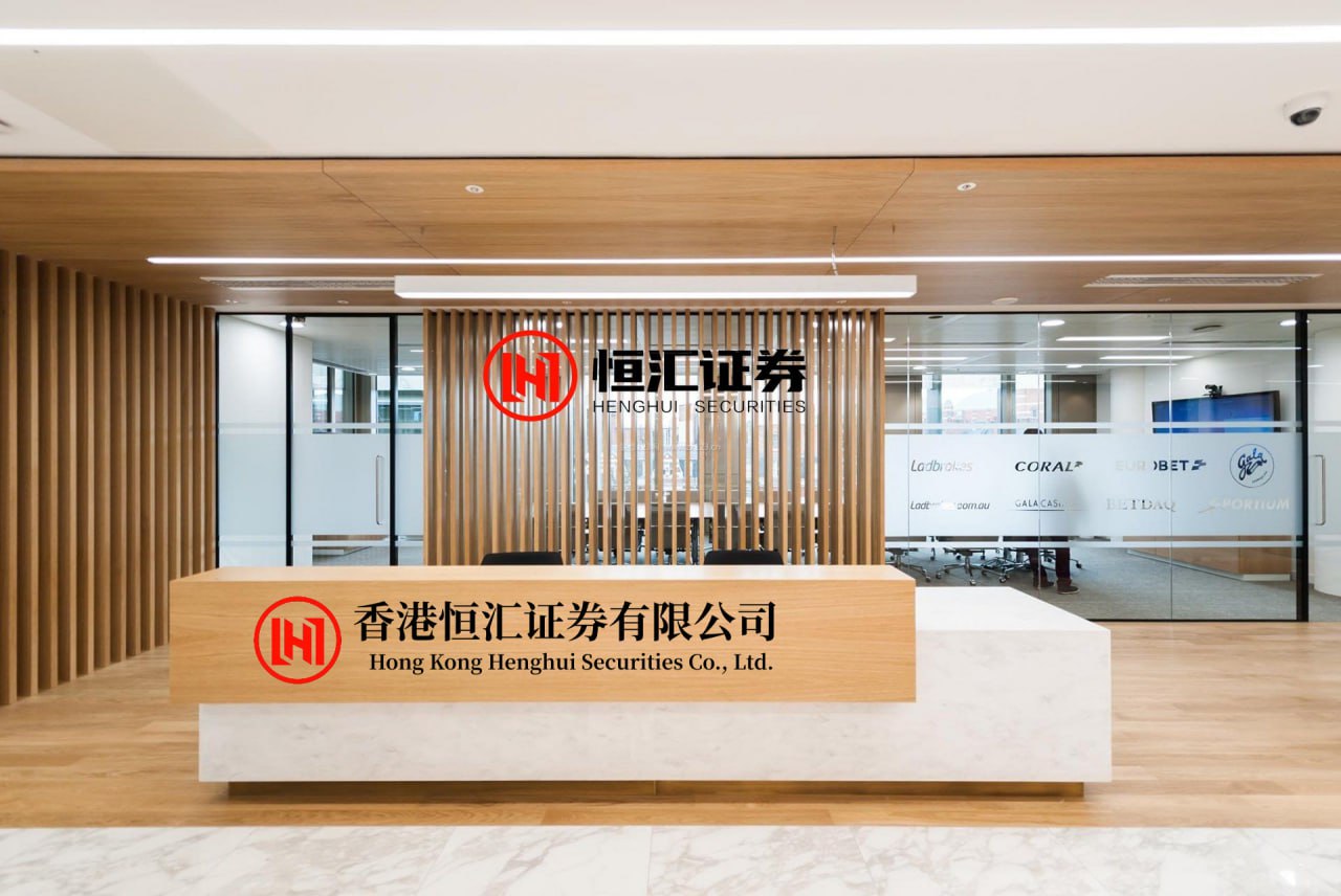 河源华锋 美国移民与海关执法局官员开枪打死一名拒捕男子